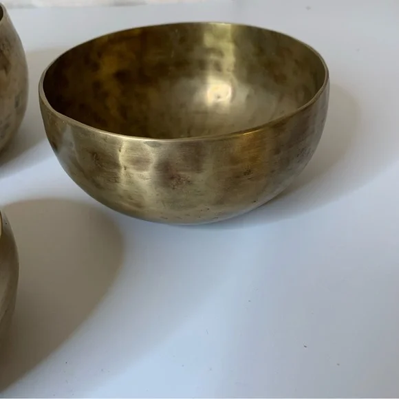 Set of Three Brass singing Bowls - Picture 4 of 12